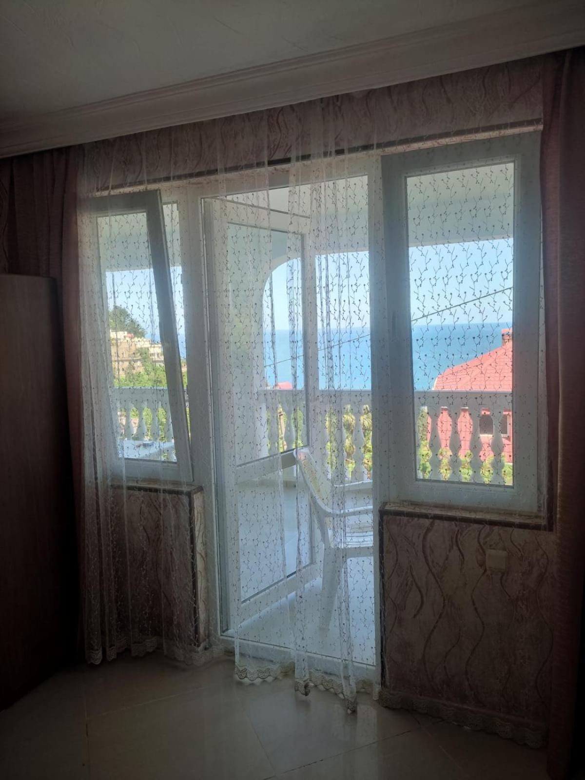 קבריאטי Geno Guest House חדר תמונה